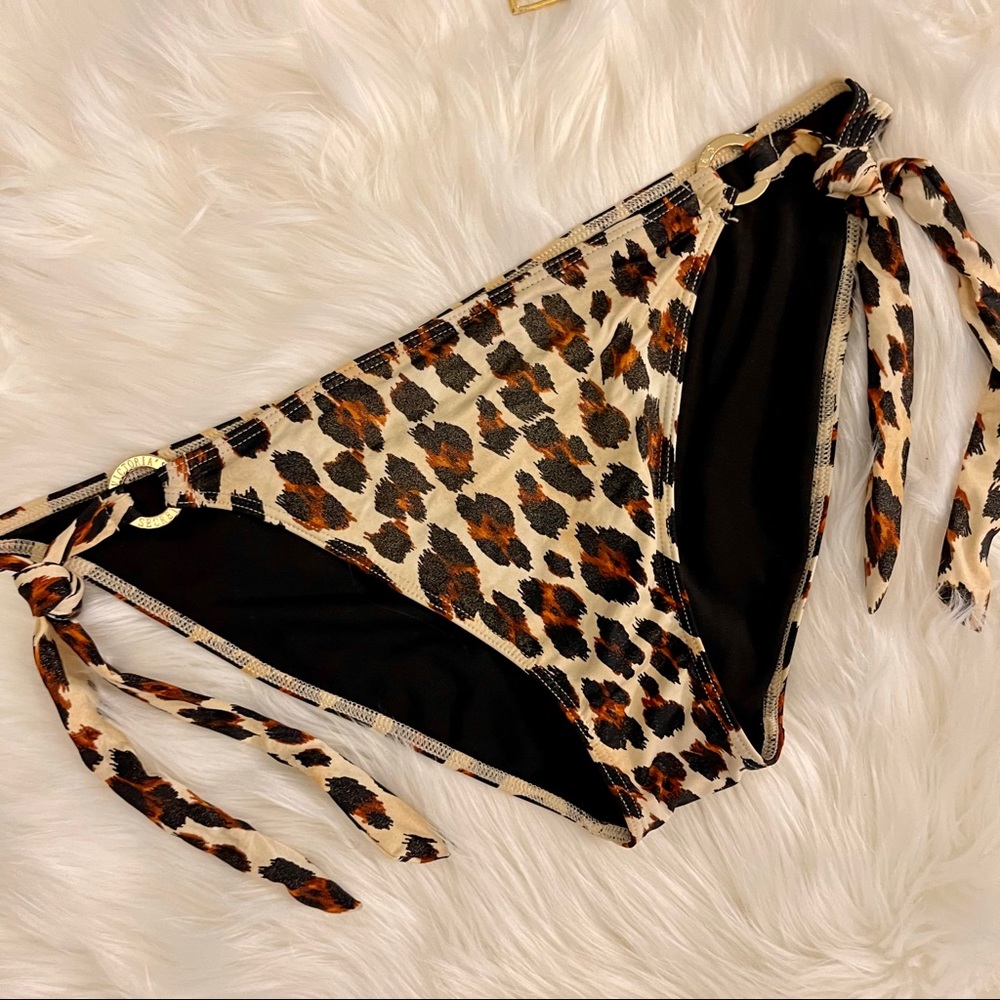 36D Vs Victoria’s Secret Miraculous Bombshell Adds-2cups T back Bikini/Swim - Picture 12 of 15